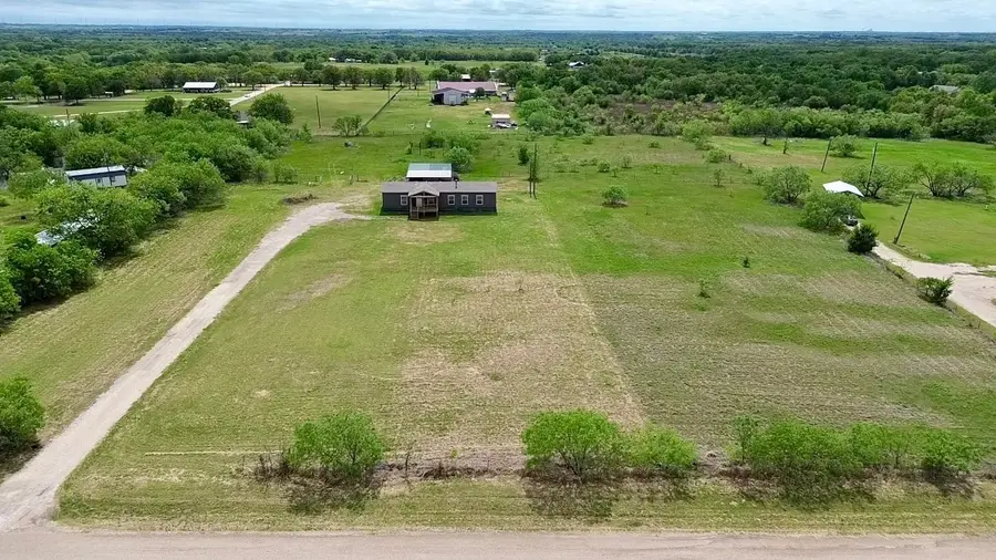 274 Sutherland Road, Axtell, TX 76624 - #2