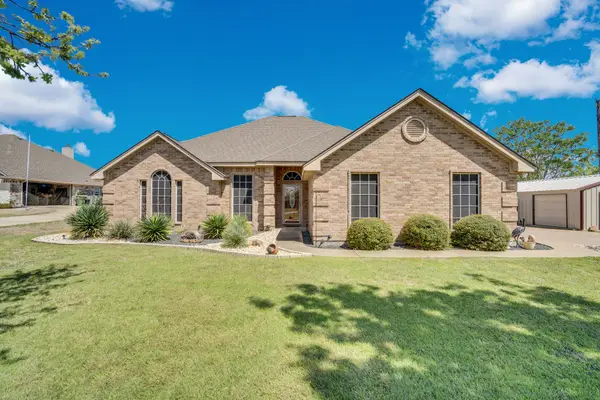 904 Martin, Italy, TX 76651