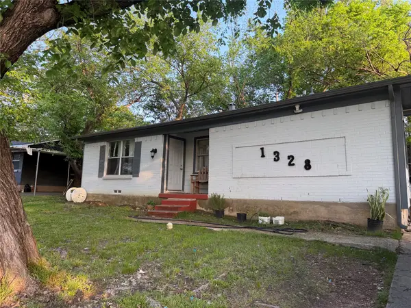 1328 Woodcrest Drive, Mesquite, TX 75149