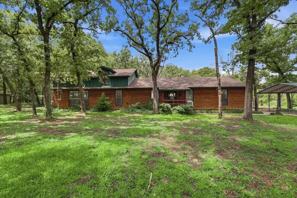 237 Brenda Lane, Gainesville, TX 76240