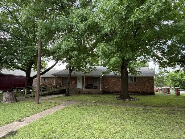 320 N Cleveland Avenue, Sherman, TX 75090