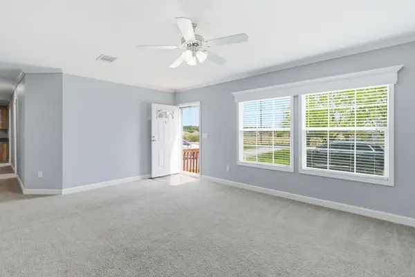 280 County Road 1304, Bridgeport, TX 76426