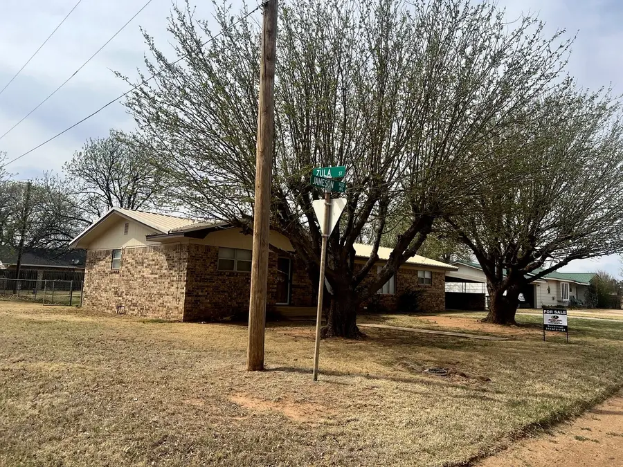 1014 Jameson, Paducah, TX 79248 - #3