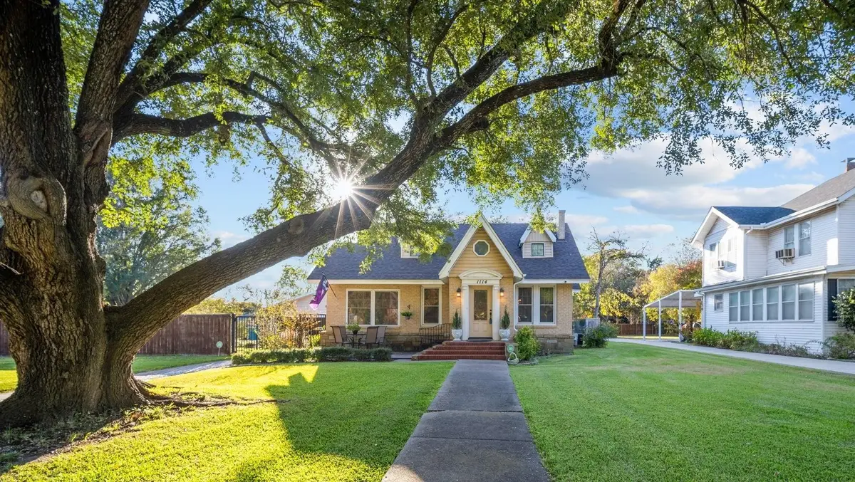 1114 S Crockett Street, Sherman, TX 75090 - #1
