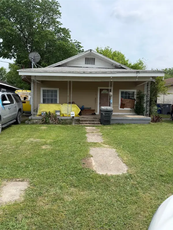 2910 Birmingham Avenue, Dallas, TX 75215