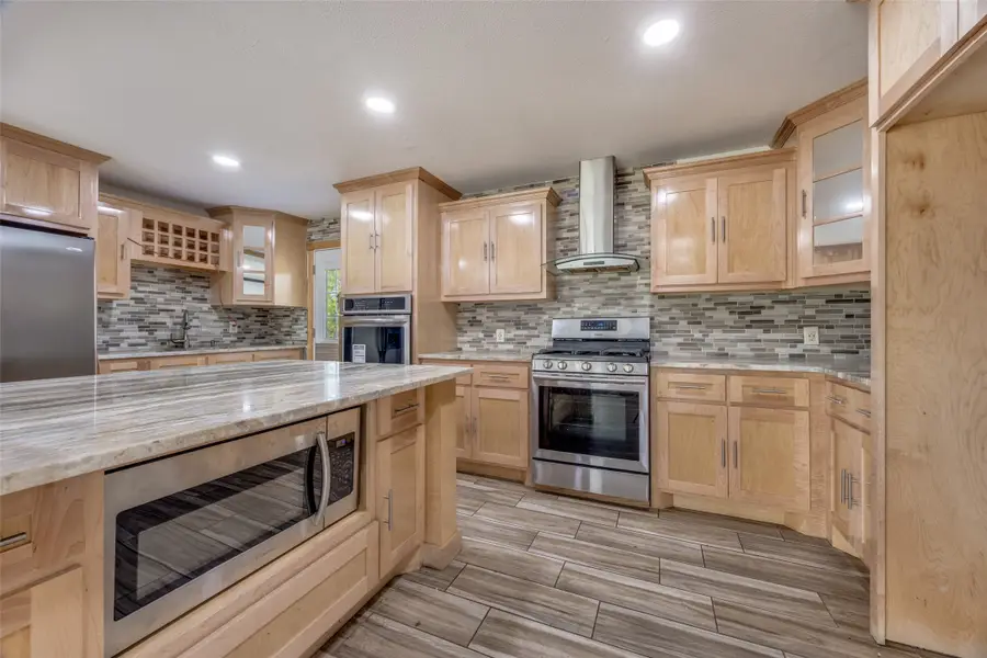 17 Macarthur Drive, Denison, TX 75020 - #2