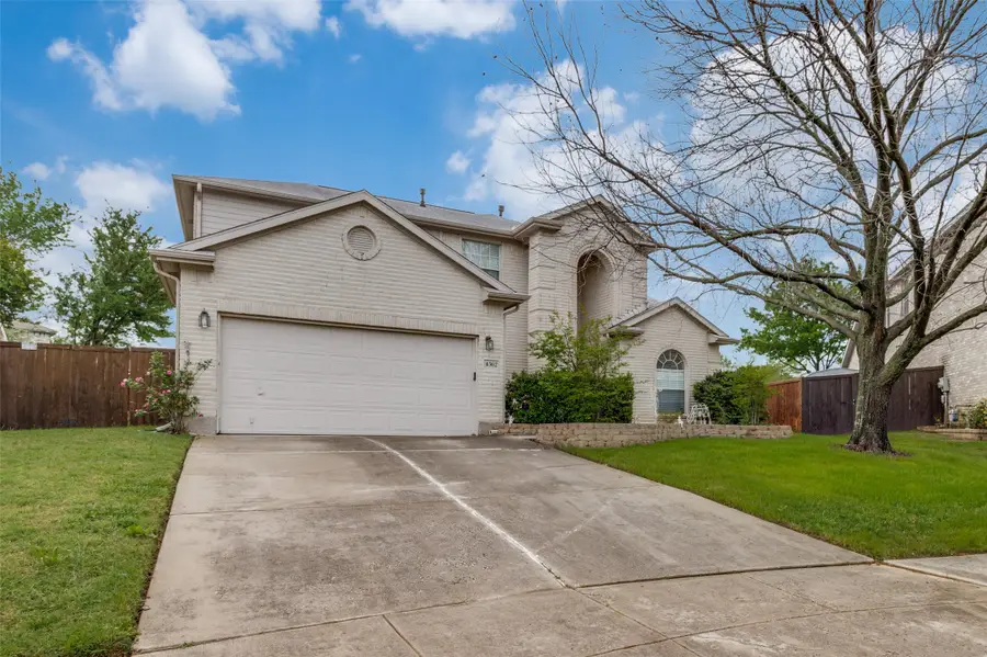 4562 Normandy Way, Grand Prairie, TX 75052 - #2