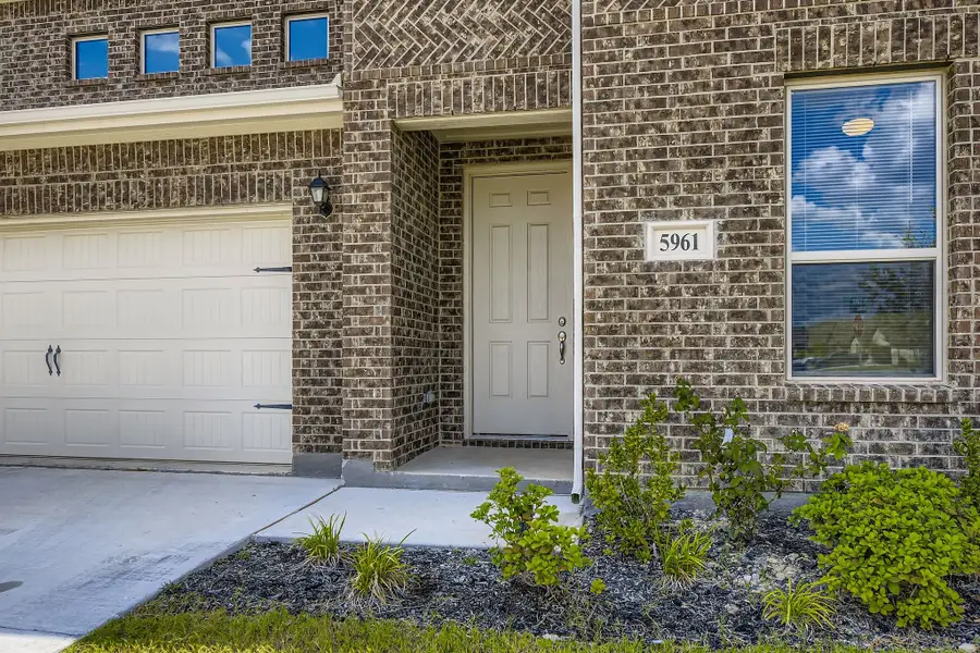 5961 Halls Lake Loop, Fort Worth, TX 76179 - #3