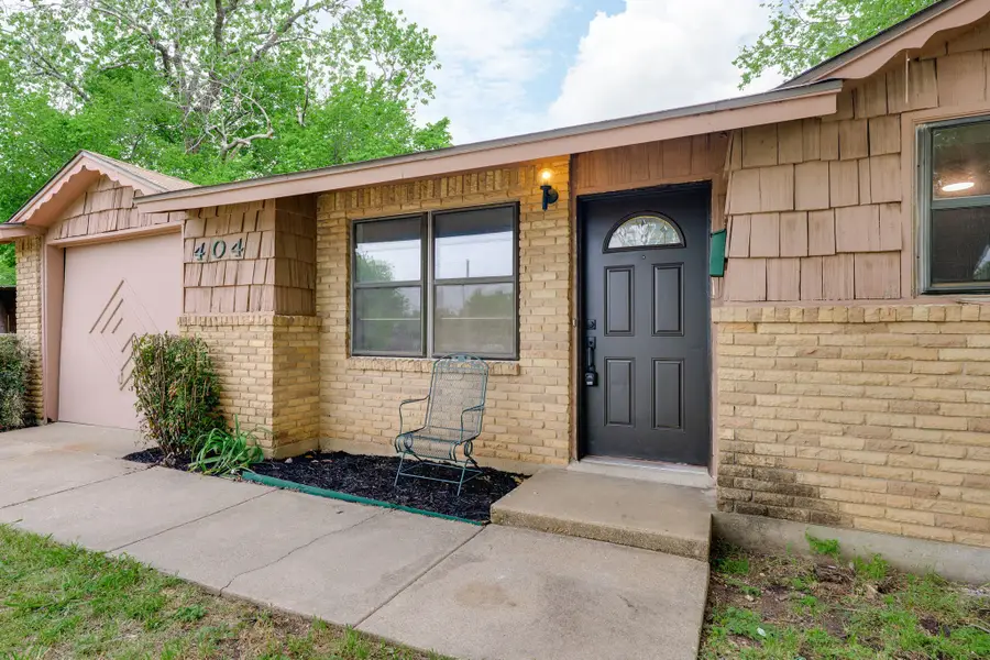 404 Southern Court, Saginaw, TX 76179 - #2