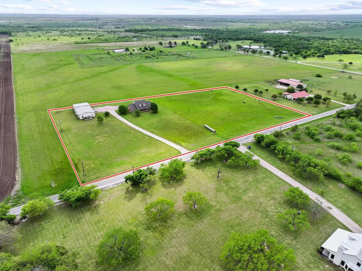 386 Scoggins Road, Tioga, TX 76271 - #1