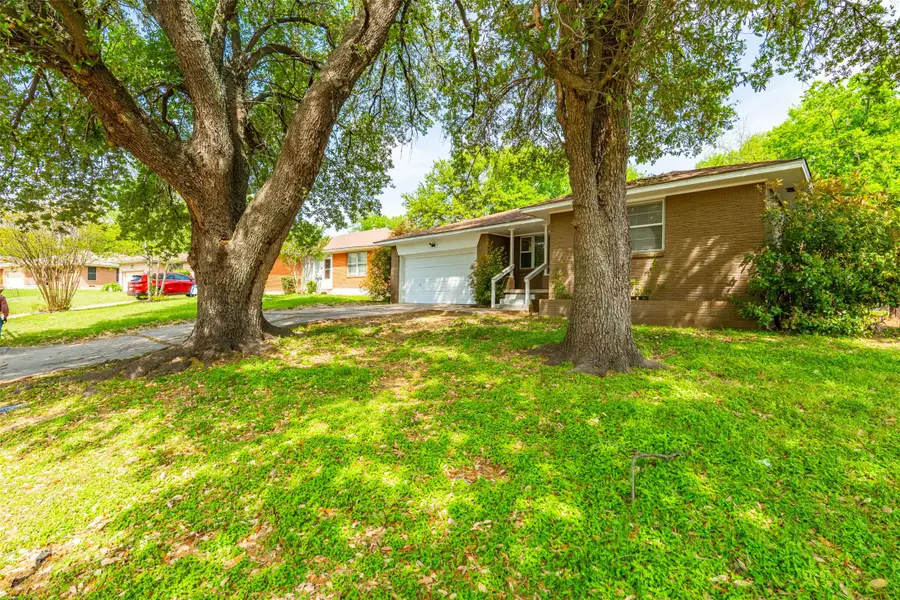 1115 Indian Creek Trail, Dallas, TX 75241 - #3