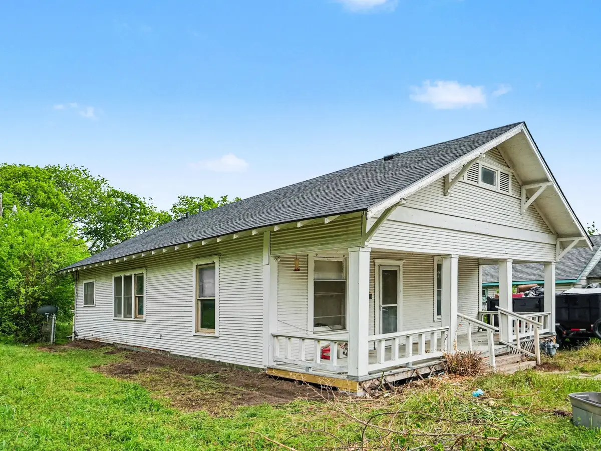 108 E Tyler Street, Ennis, TX 75119 - #1