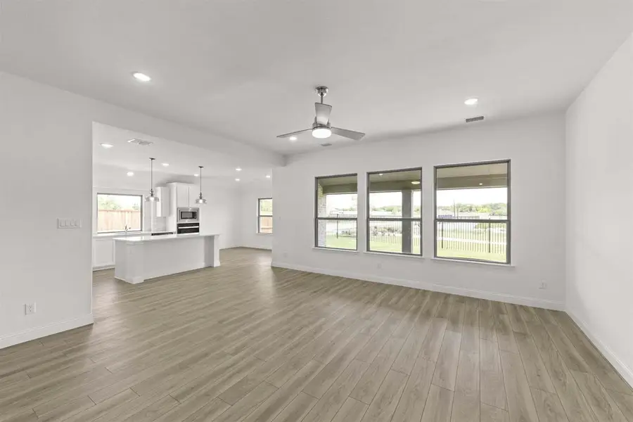 801 Trinity Street, Van Alstyne, TX 75495 - #2