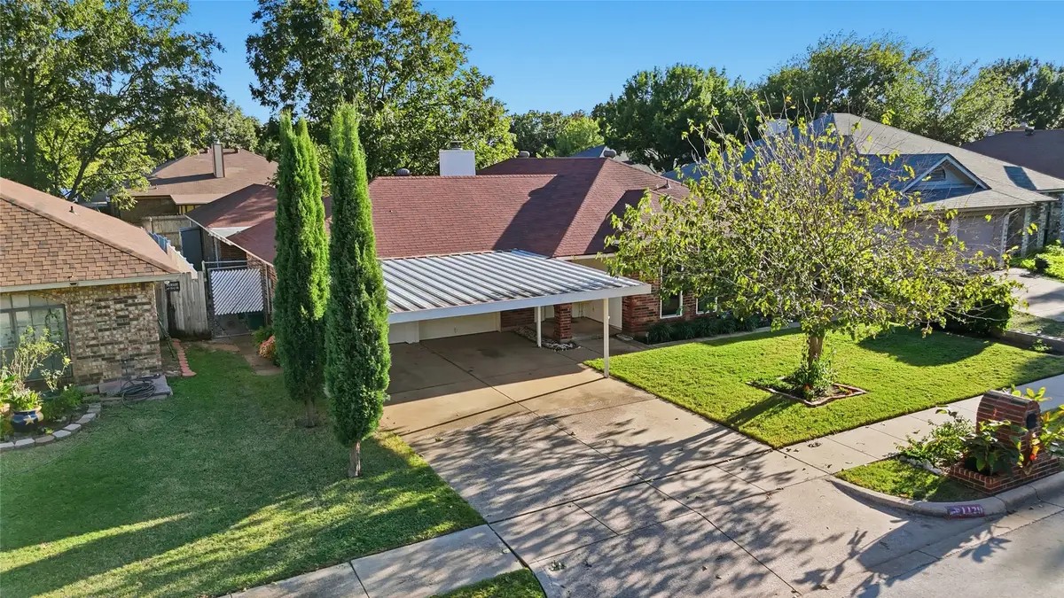 1129 W Hills Terrace, Saginaw, TX 76179 - #1