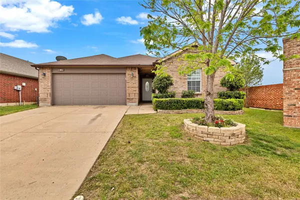 3200 Crofton Drive, Fort Worth, TX 76137