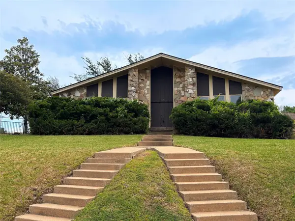 12 Creekwood Circle, Richardson, TX 75080