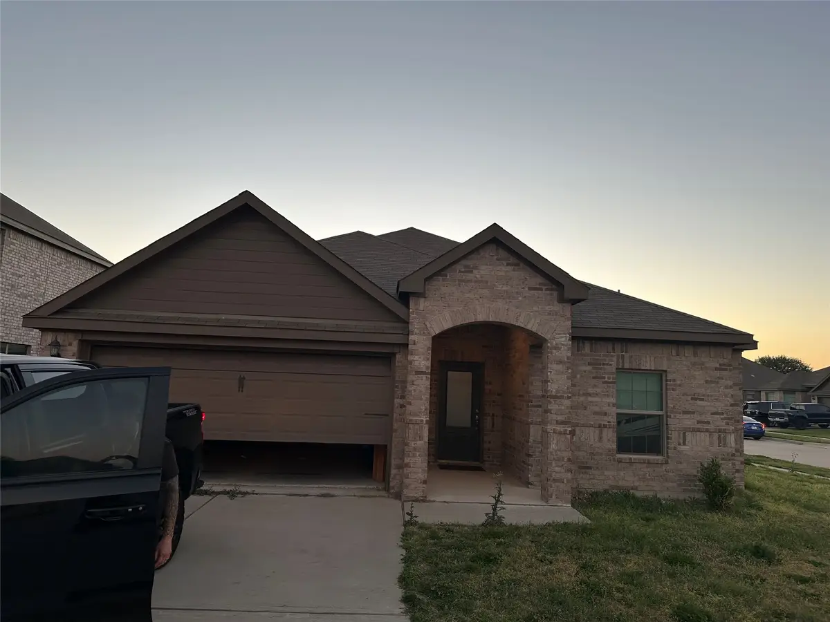 1009 Tumbleweed Trail, Crowley, TX 76036 - #1