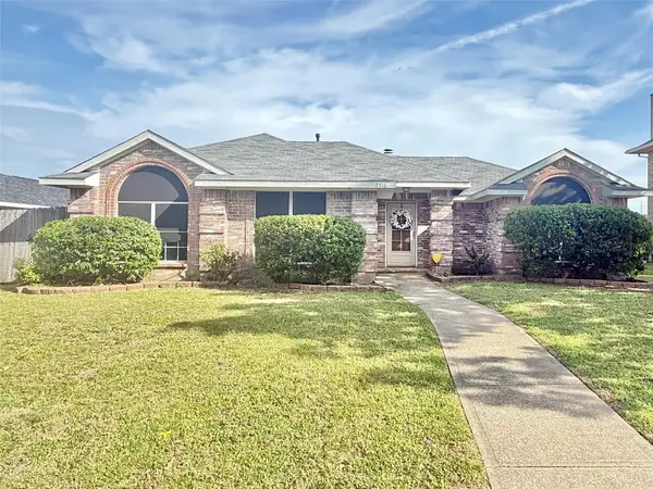 2516 Buck Drive, Mesquite, TX 75181