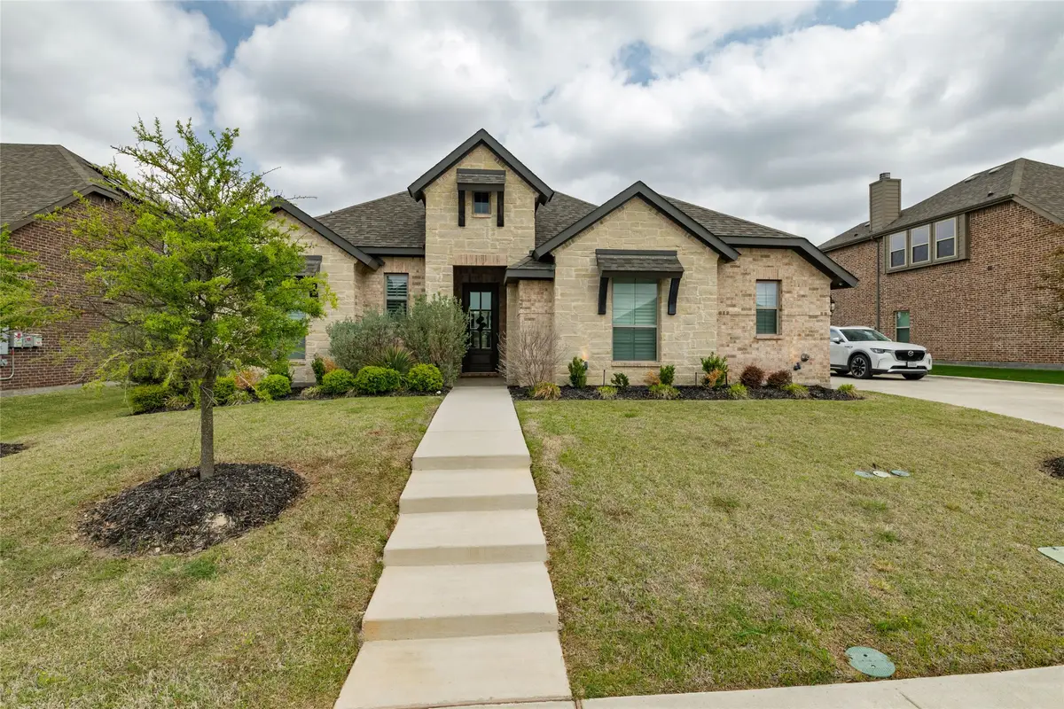 4045 Grove Valley Road, Midlothian, TX 76065 - #1