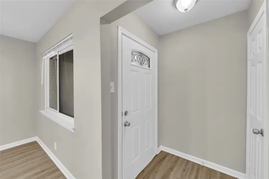 12 Somerset Terrace, Bedford, TX 76022 - #3