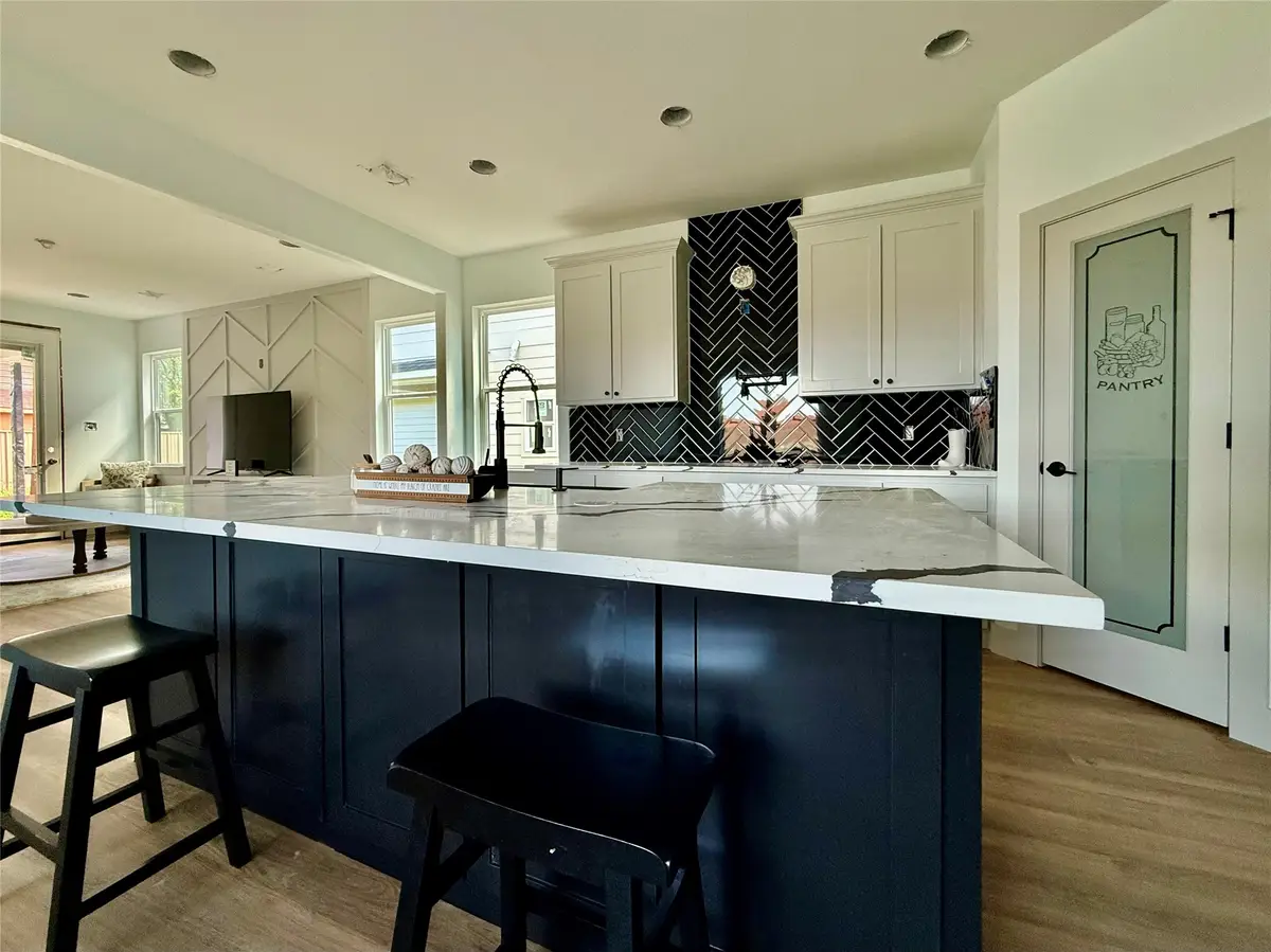 216 SW 13th Street, Mineral Wells, TX 76067 - #1