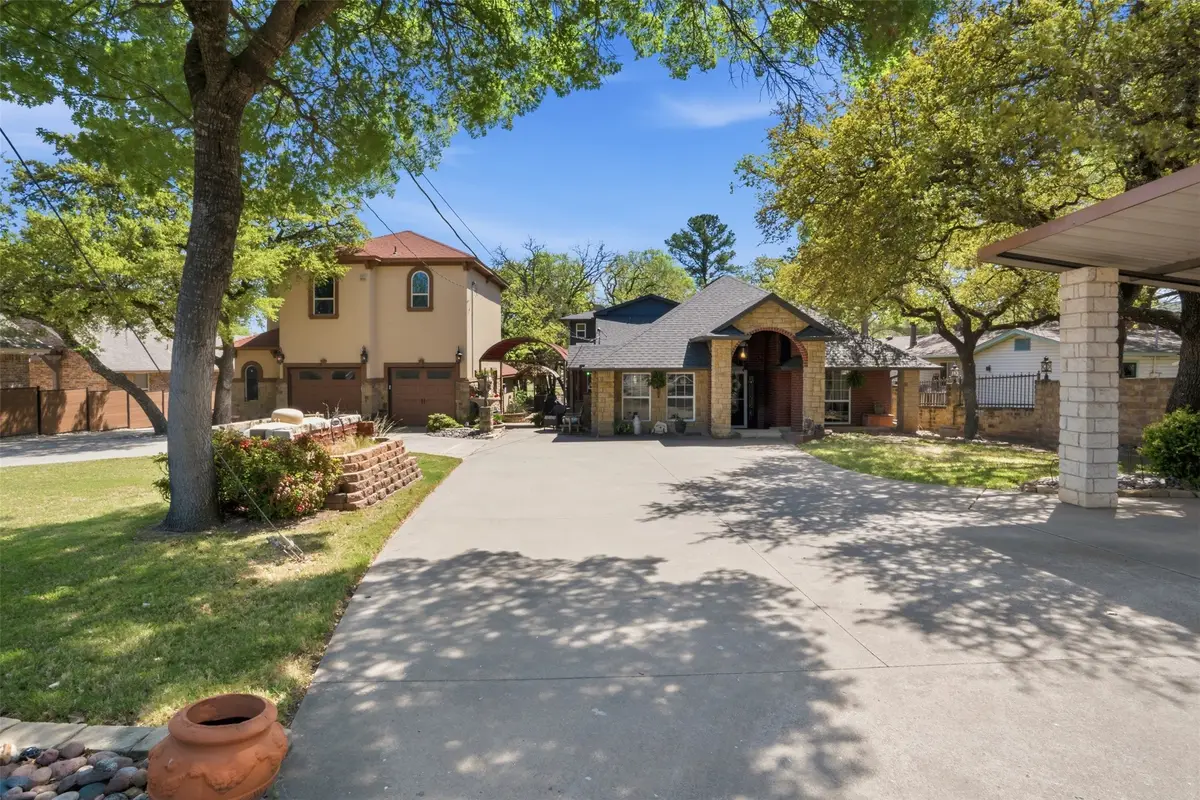 106 Marina View Court, Weatherford, TX 76087 - #1