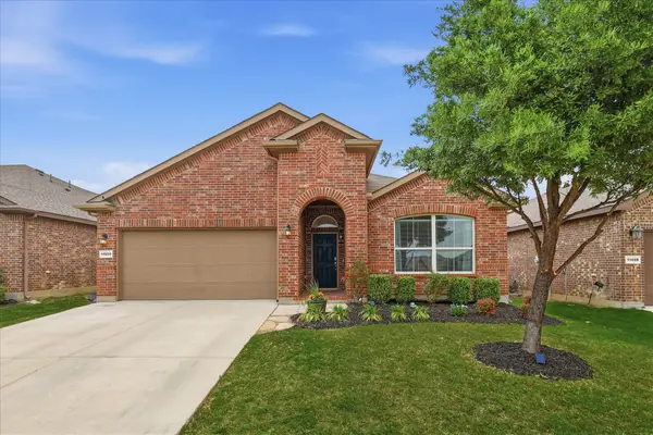 11500 Starlight Ranch Trail, Fort Worth, TX 76052