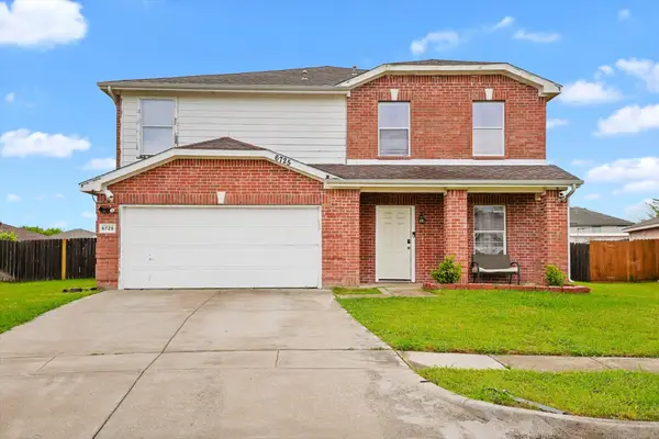 6725 Prairie Fire Road, Arlington, TX 76002