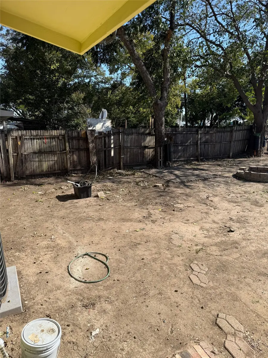 150 Harvard Avenue, Lewisville, TX 75057 - #2