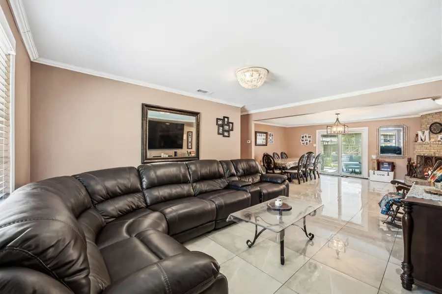 333 Sparks Street, Grand Prairie, TX 75051 - #3