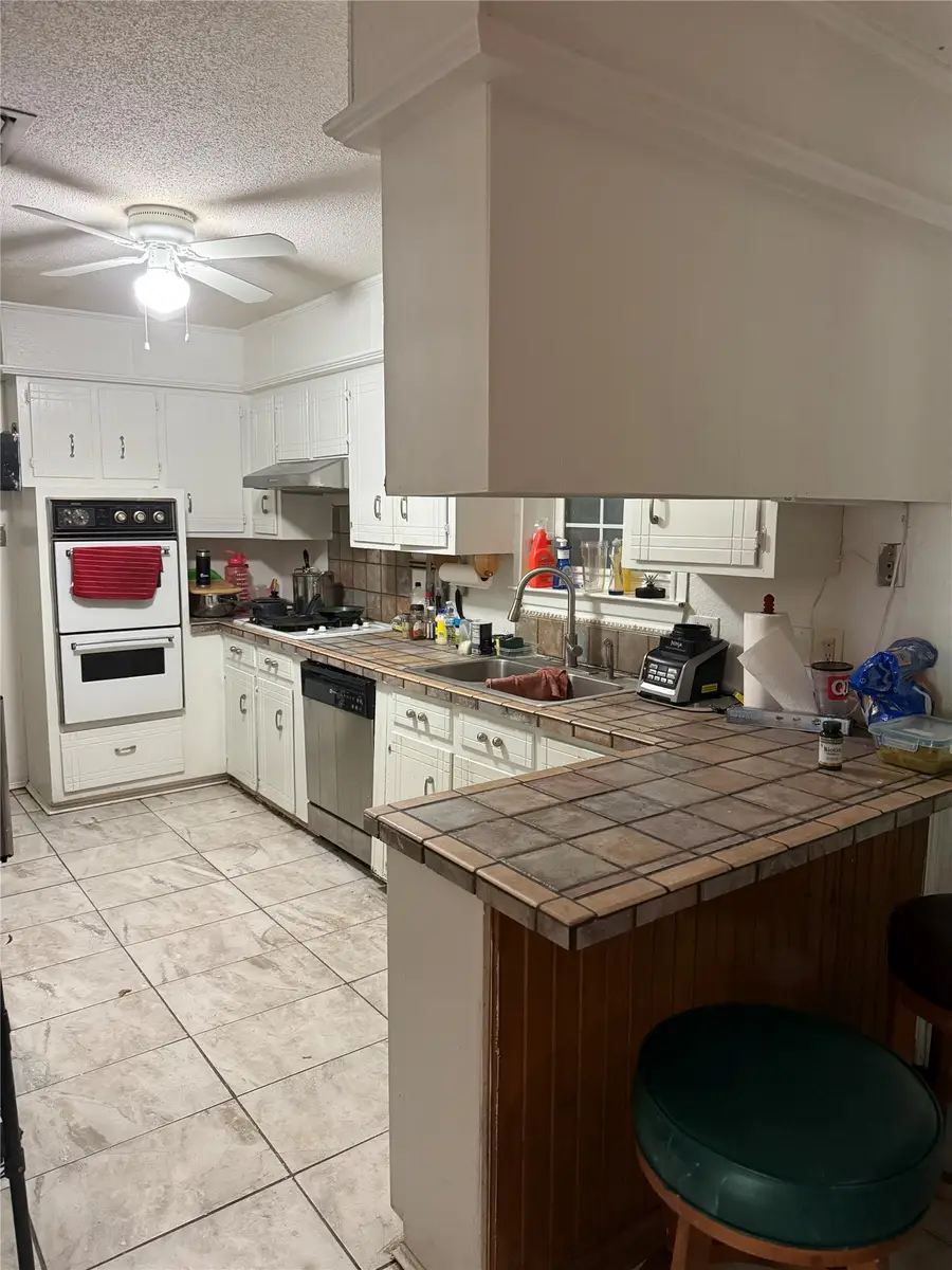 1600 S Jackson Street, Kaufman, TX 75142 - #3