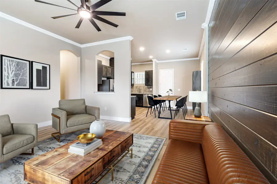 413 Henderson Street, Bonham, TX 75418 - #2