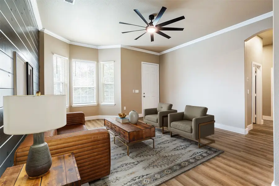 413 Henderson Street, Bonham, TX 75418 - #3