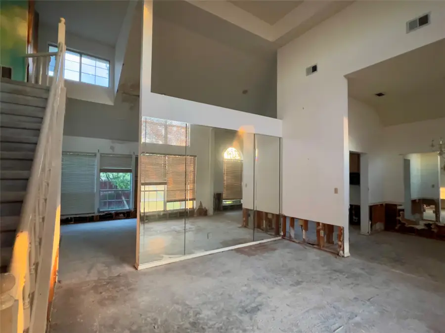 8316 Autumncrest Court, Dallas, TX 75249 - #2