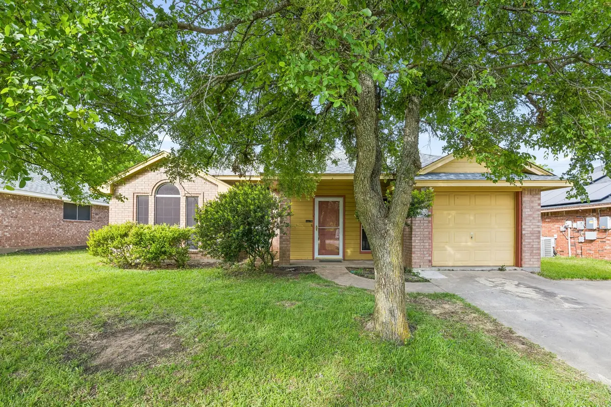 303 Vista Ridge Drive, Venus, TX 76084 - #1