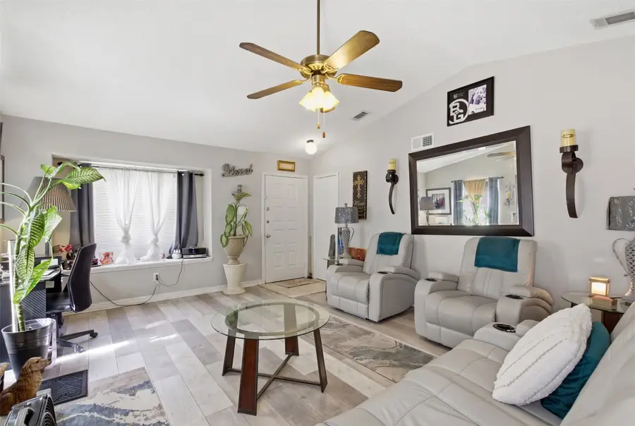 3919 Queens Court, Garland, TX 75043 - #3