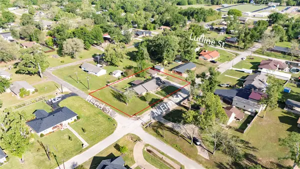 409 N Elm Street, Frankston, TX 75763