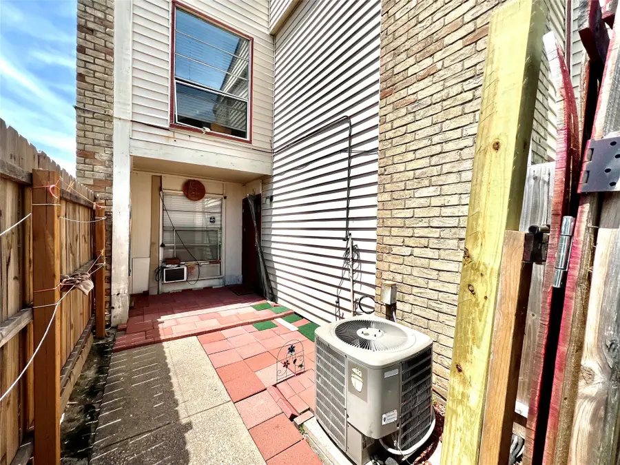 919 S Weathered Drive #140, Richardson, TX 75080 - #3