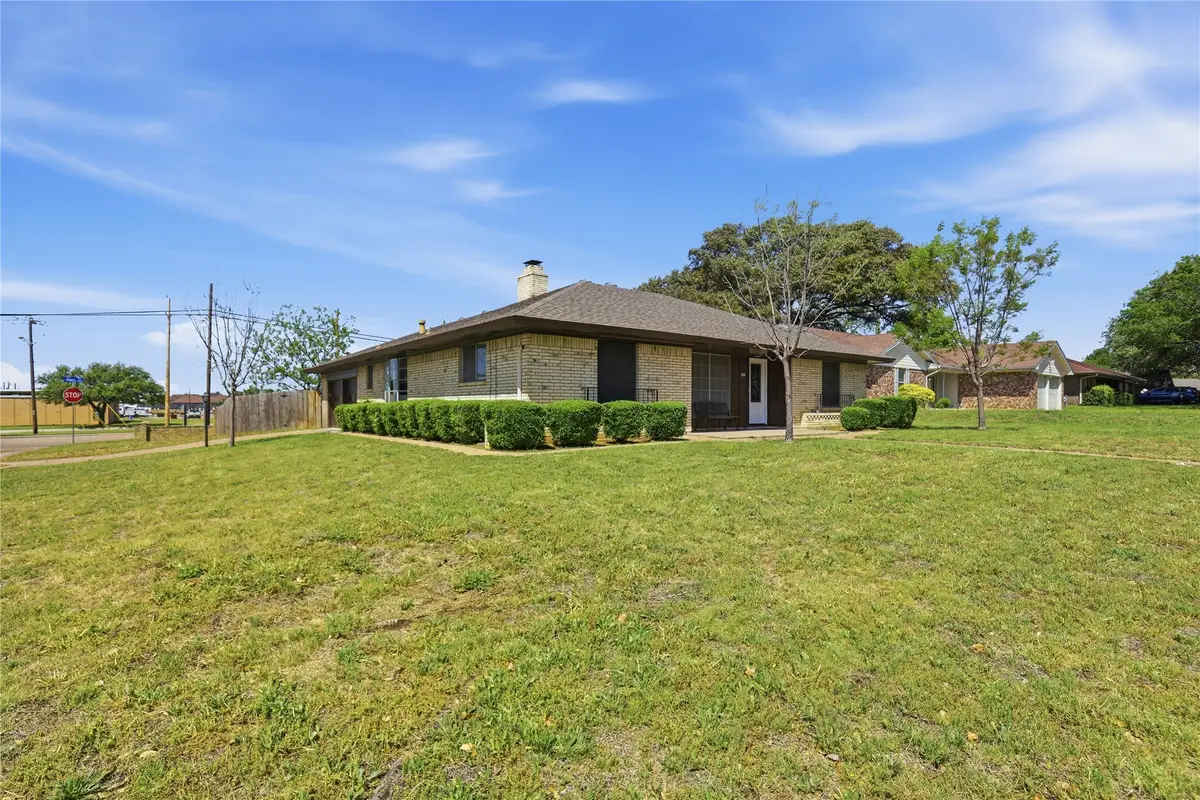 1910 Green Meadow Court, Arlington, TX 76013 - #1