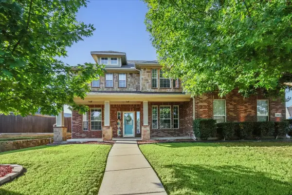 868 Valley Ridge Road, Burleson, TX 76028