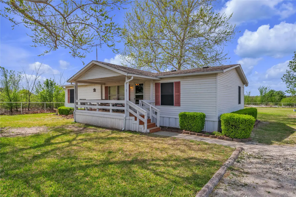 3004 State Highway 101, Bowie, TX 76230 - #1