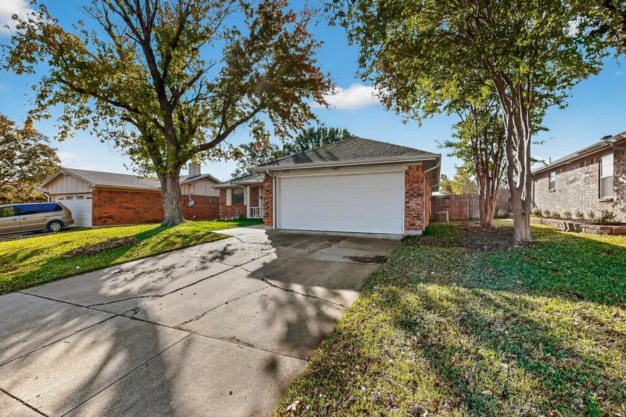 932 Freestone Drive, Arlington, TX 76017 - #3