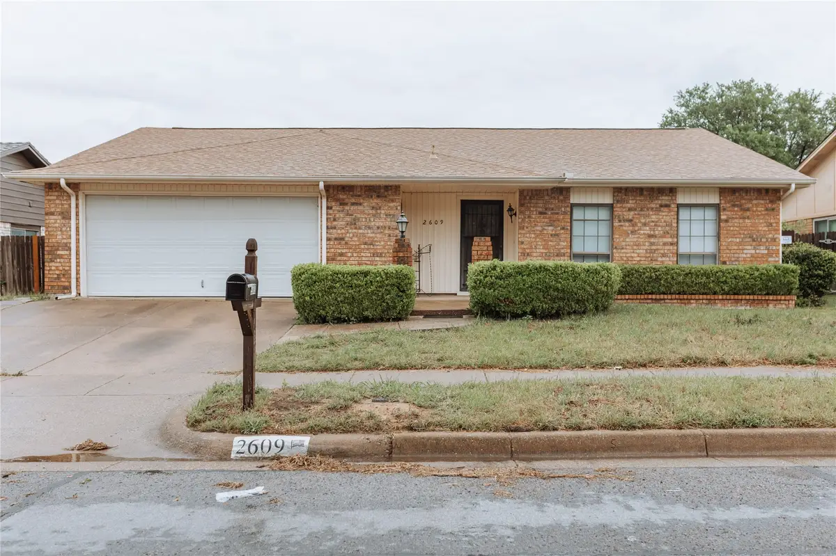 2609 Treeview Drive, Arlington, TX 76016 - #1