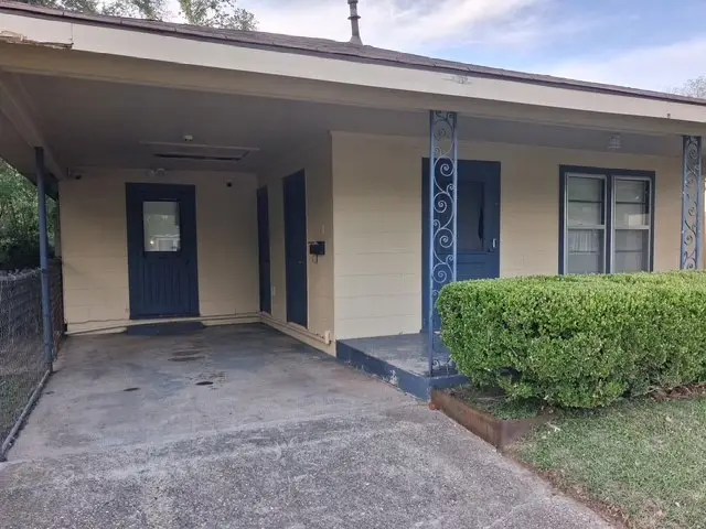 104 E Elmwood Street, Shreveport, LA 71104 - #3