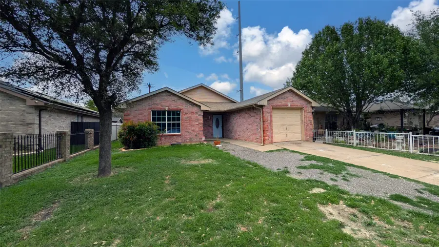 5213 Mimi Court, Dallas, TX 75211 - #3
