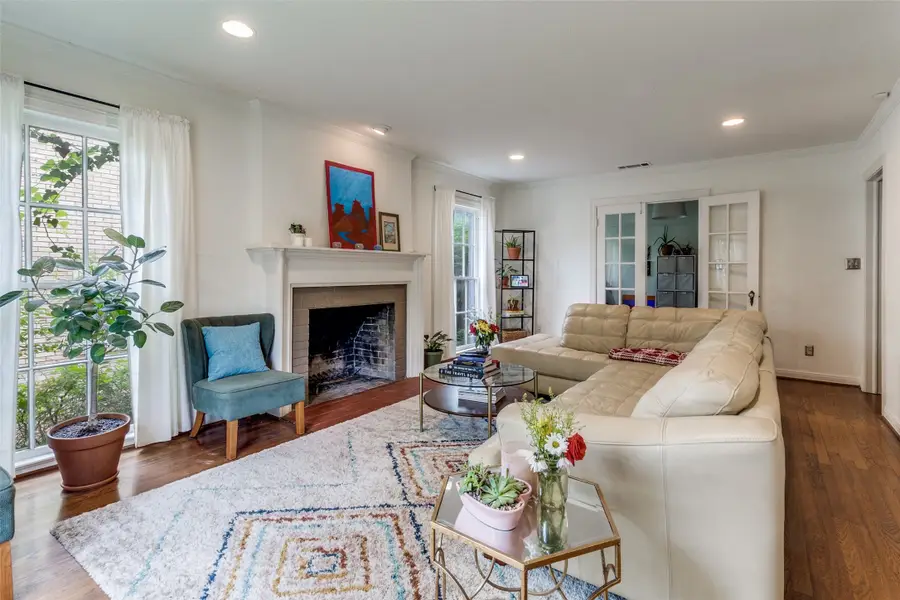 6926 Santa Monica Drive, Dallas, TX 75223 - #2