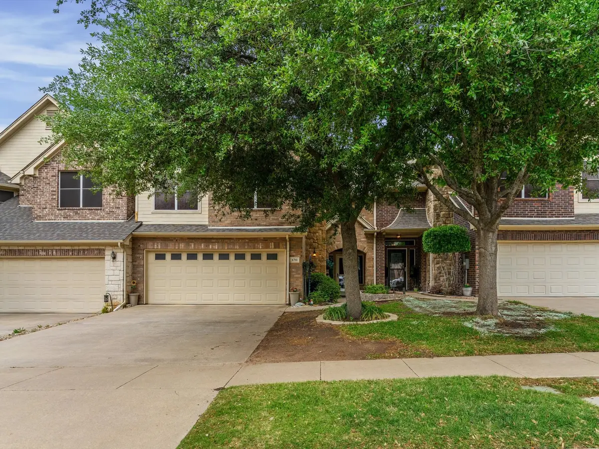 170 Greathouse Village, Decatur, TX 76234 - #1