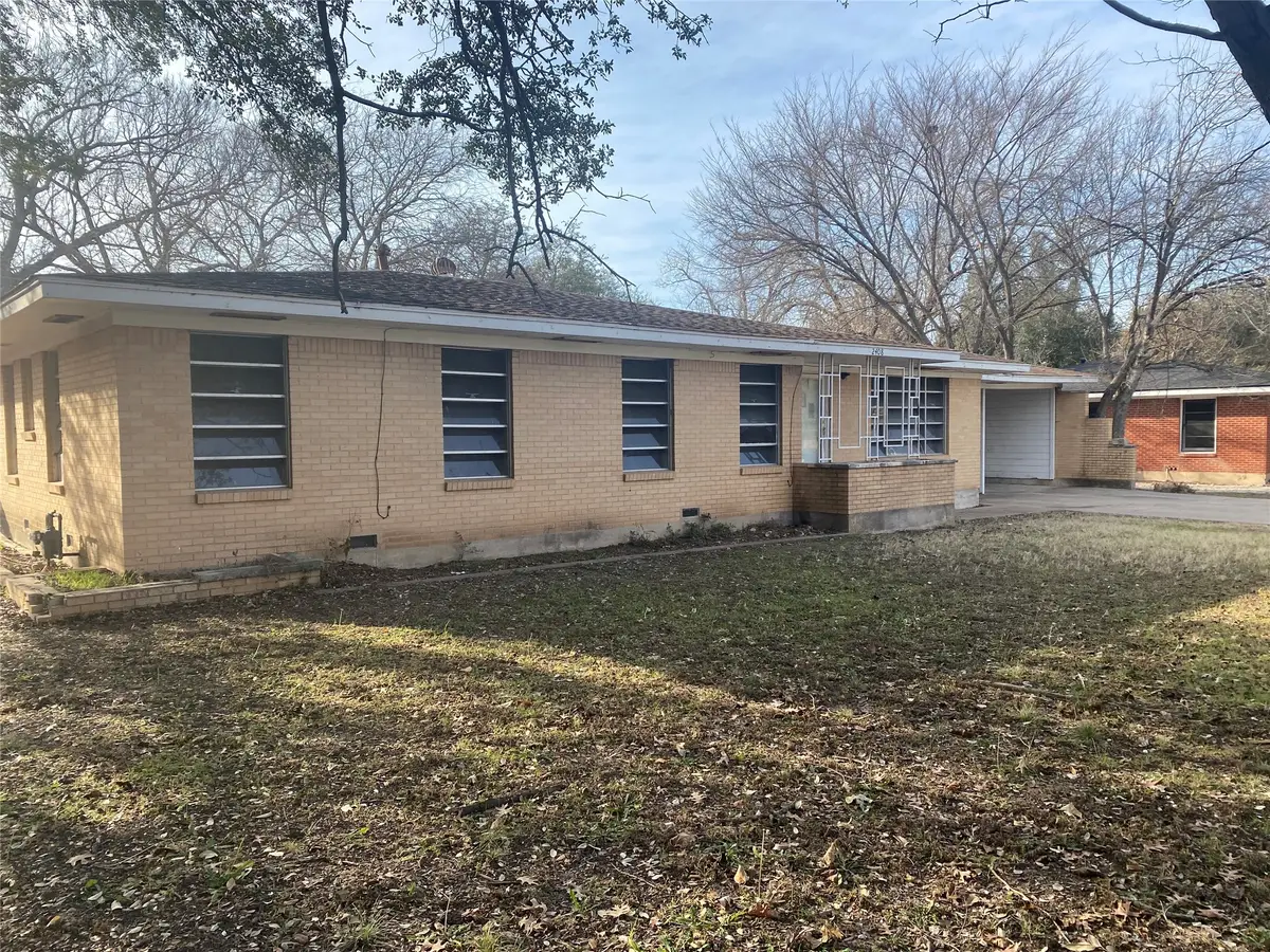 2408 Lake Air Drive, Waco, TX 76710 - #1