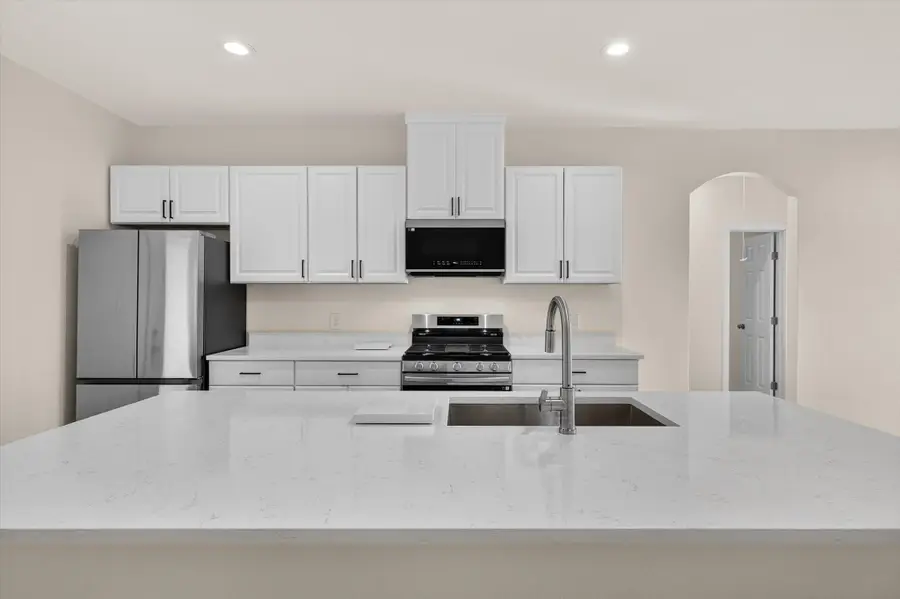 2112 W 13th Avenue, Corsicana, TX 75110 - #3