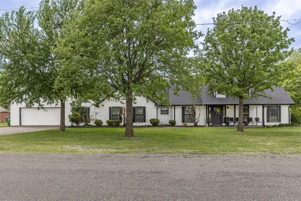 622 Lakewood Road, Denison, TX 75020